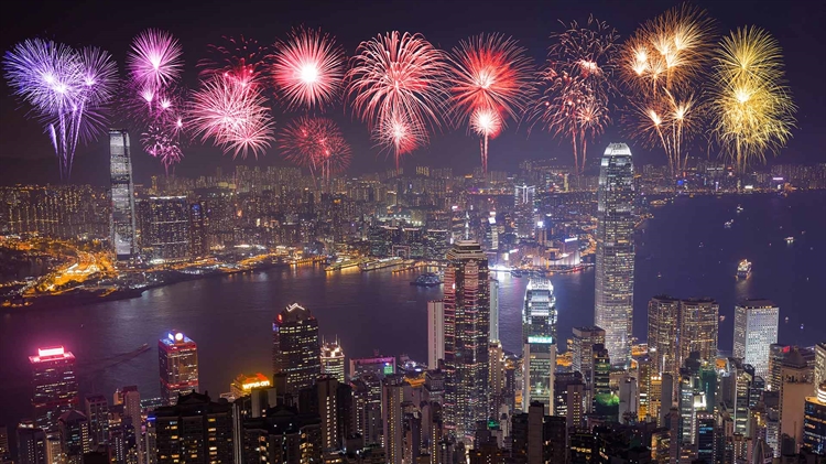 中国香港 ，【今日除夕】璀璨烟花迎新年