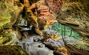 霍金山州立公园的岩石屋，俄亥俄州，美国 
