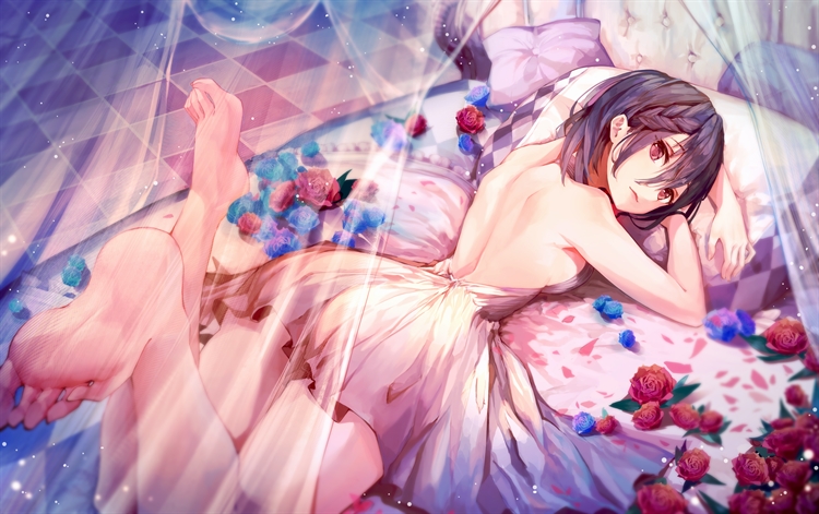 露背动漫女孩躺在洒满花的床上大长腿唯美4k高清动漫壁纸
