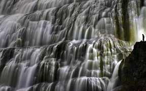 Dynjandi 瀑布 ，冰岛