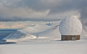 挪威 ，斯瓦尔巴群岛的斯瓦尔巴卫星站