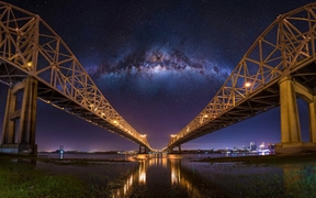 美国路易斯安那州 ，新奥尔良市的新月城大桥