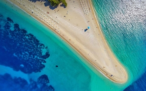 克罗地亚 ，布拉奇岛上的尖角海滩