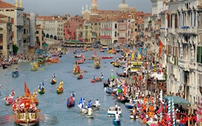 威尼斯赛船节 