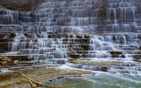 阿尔比恩瀑布，汉密尔顿，加拿大安大略省 